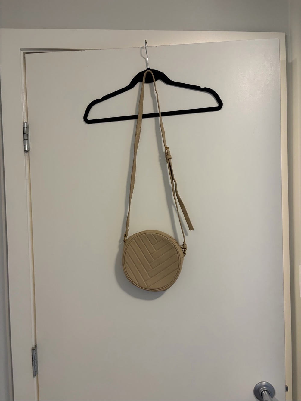 Auxilliary Round Crossbody Bag - Women's Shoulder Bag